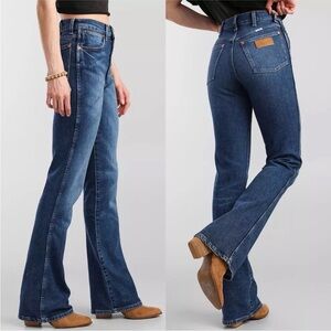 Wrangler Westward High-Rise Boot 25x34